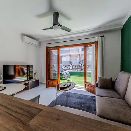 Penthouse Playa Del Cura - *